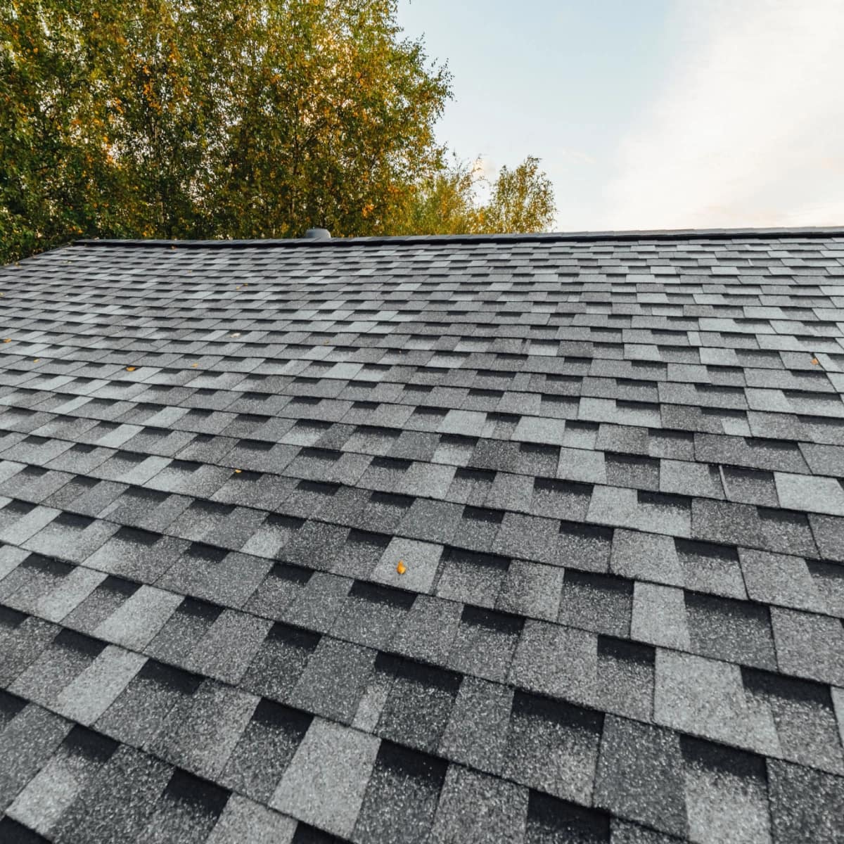 How Long Do Roofing Shingles Last in Tomball, Texas?