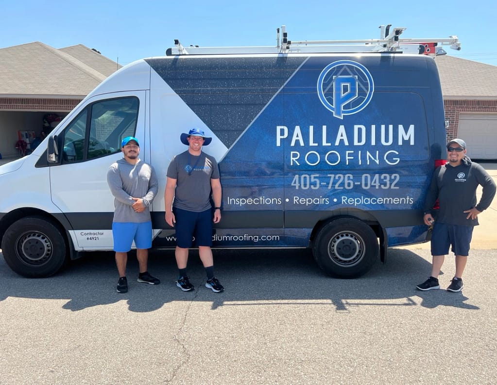 Palladium Roofing van and employees