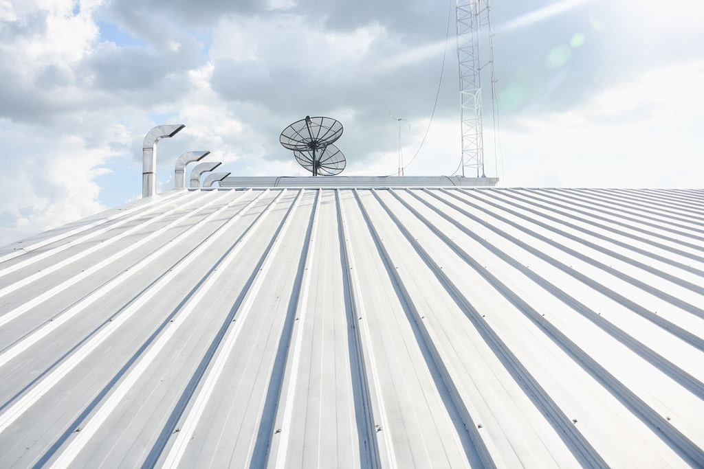 white metal sheet commercial roof