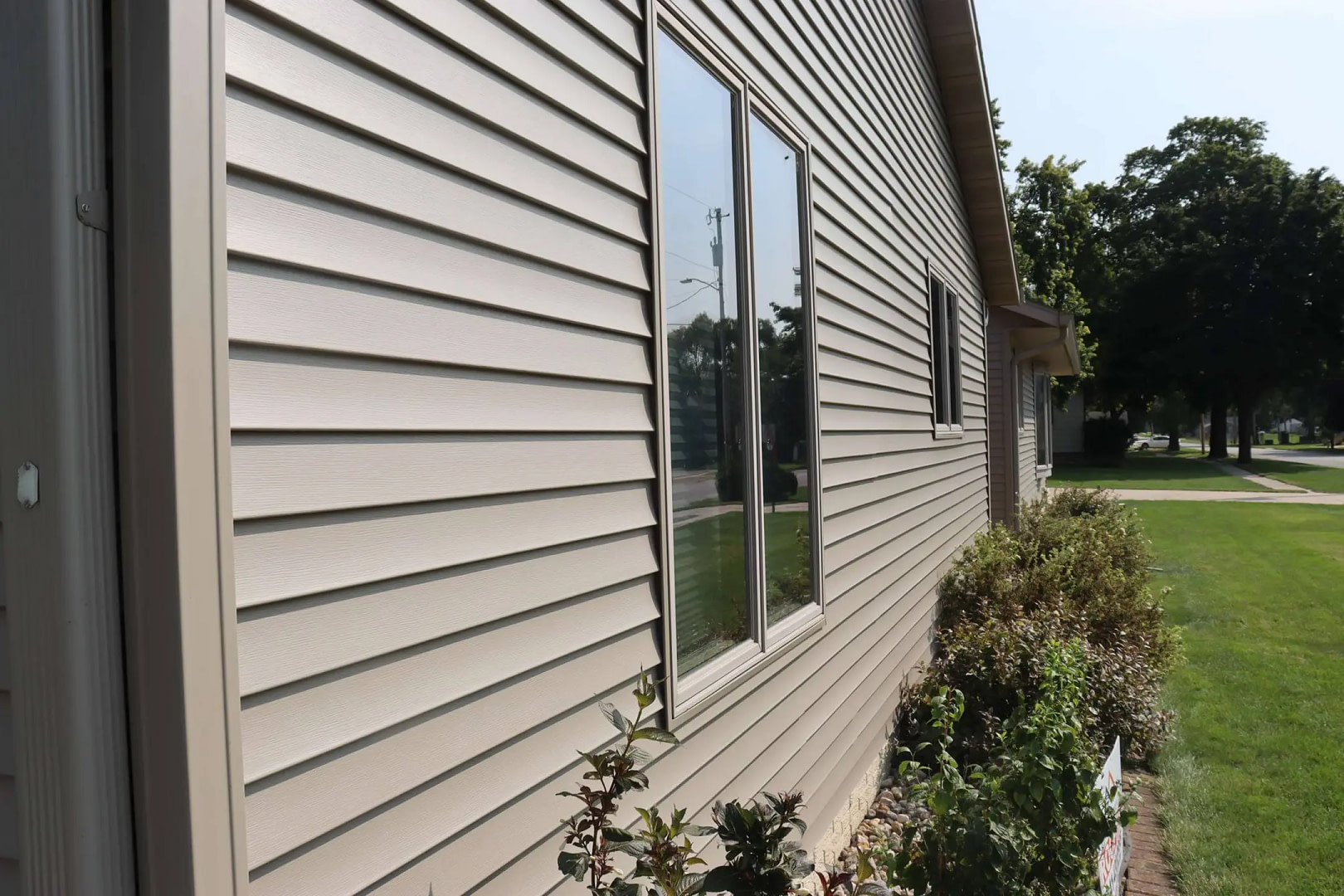 horizontal siding installed