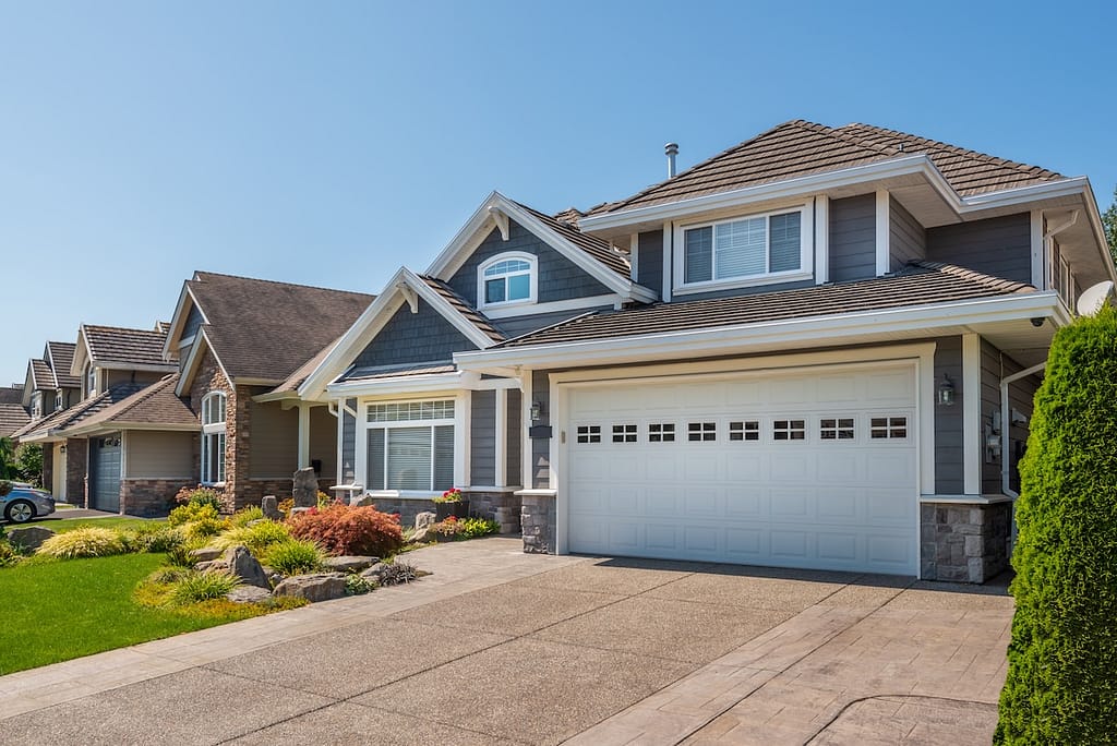 A house in the suburbs with nice siding and remodeling