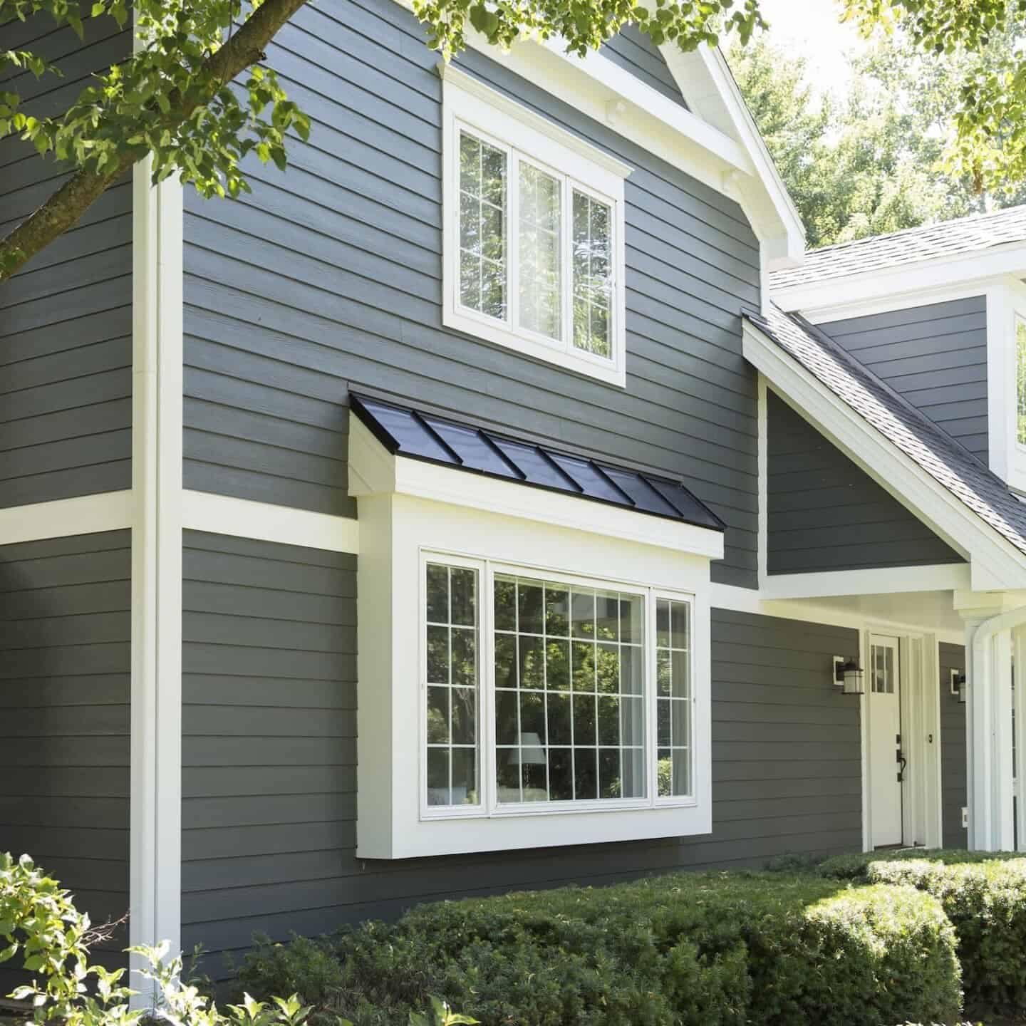 How Long Does Vinyl Siding Last In 2023 [Average Lifespan]