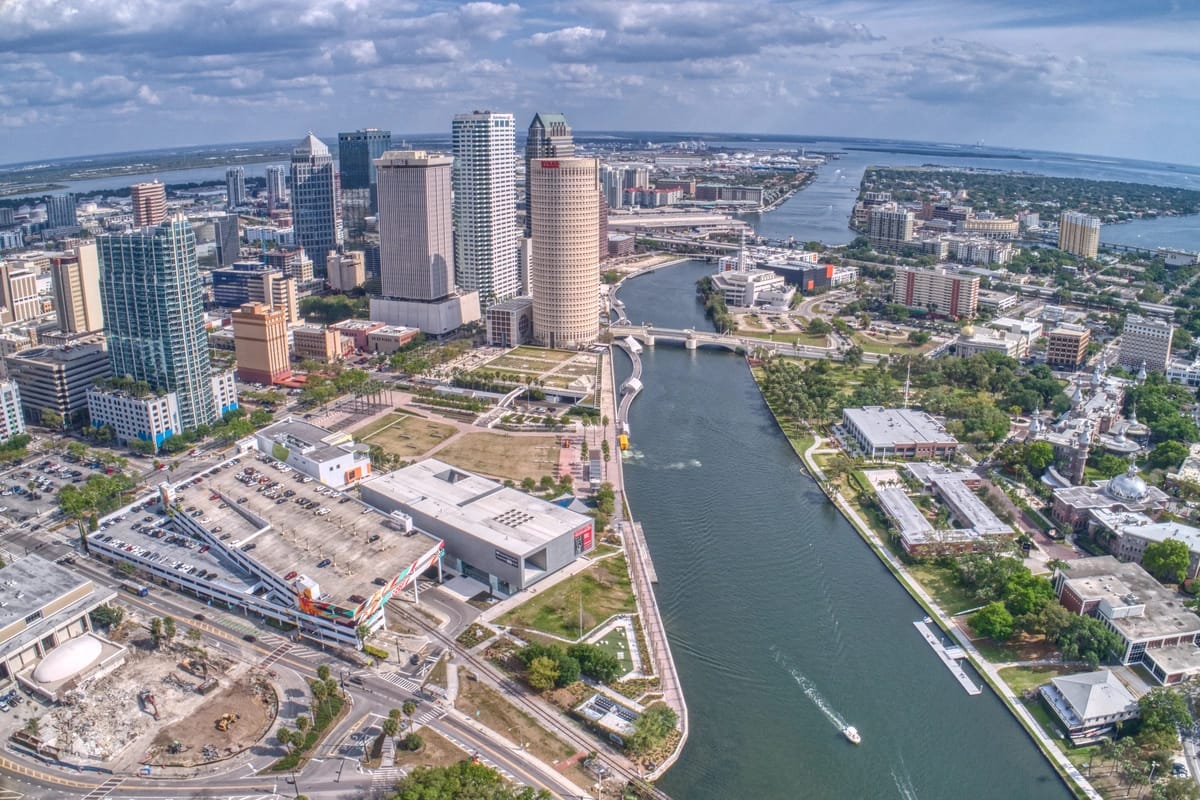 day time river leading to Tampa downtown view