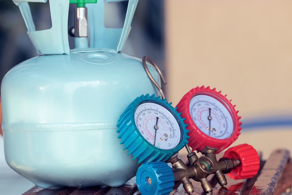 refrigerant leak Manifold Gauge for measuring the refrigerant pressure of air conditioners