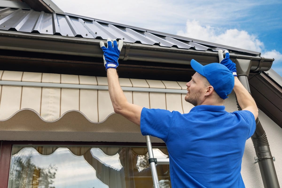 how much do gutters cost