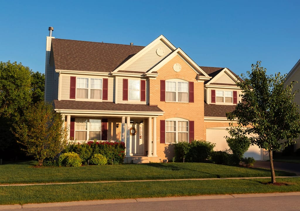 brick and vinyl siding home