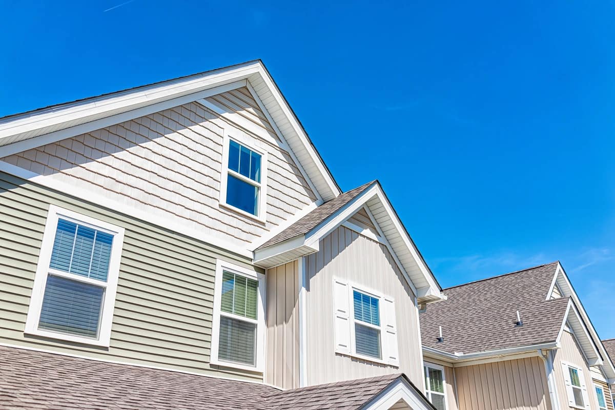 light green vinyl siding