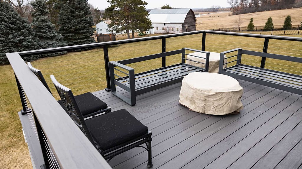 Castle Gate Timbertech Deck | Voyager Exteriors