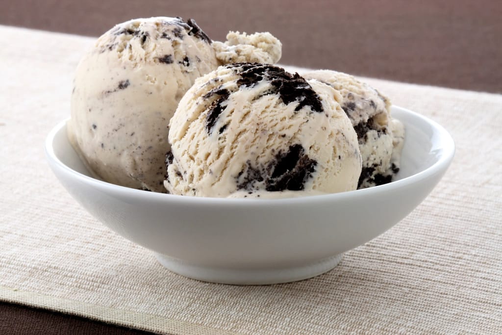 old fashion cookies and ice cream