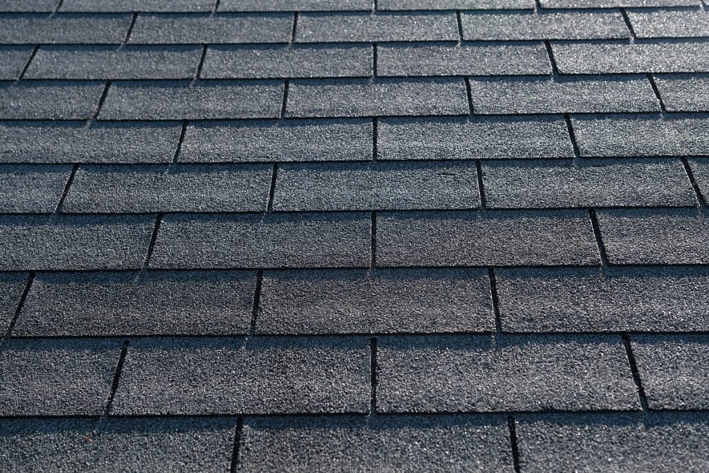 3 tab asphalt shingle roof