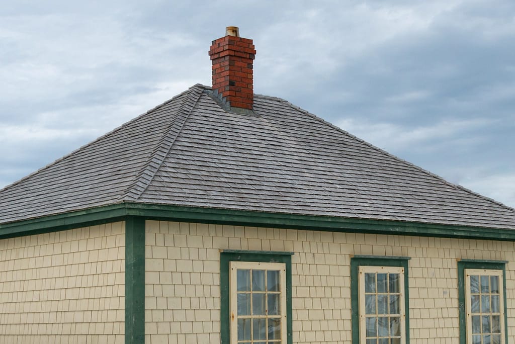 short roof gable