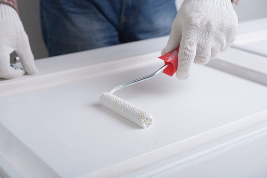 can you paint a fiberglass door