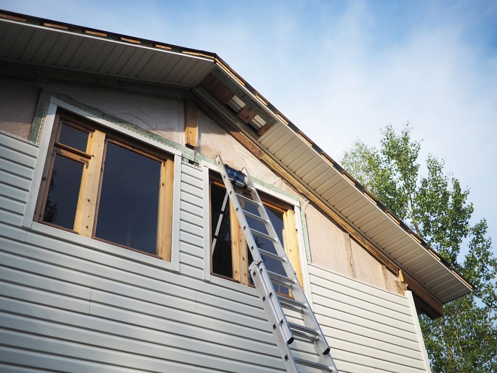 Siding replacement is a factor in siding cost