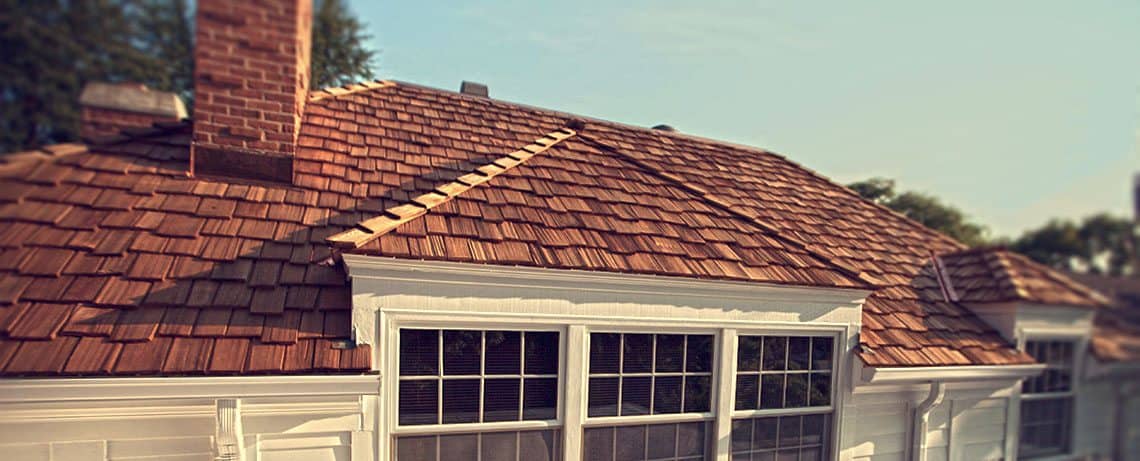 cedar shake roof with ridge caps