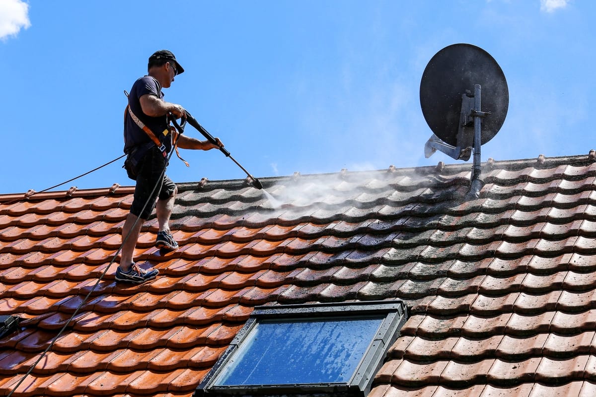 spray a tile roof home