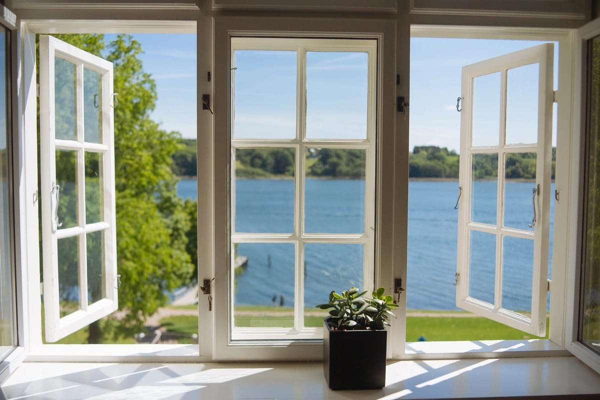 window locks bay windows