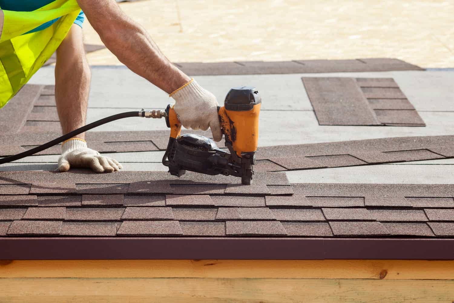 roofing contractors montgomery county nailing shingles