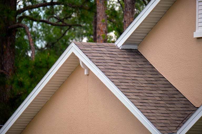 brown asphalt roofing materials for home