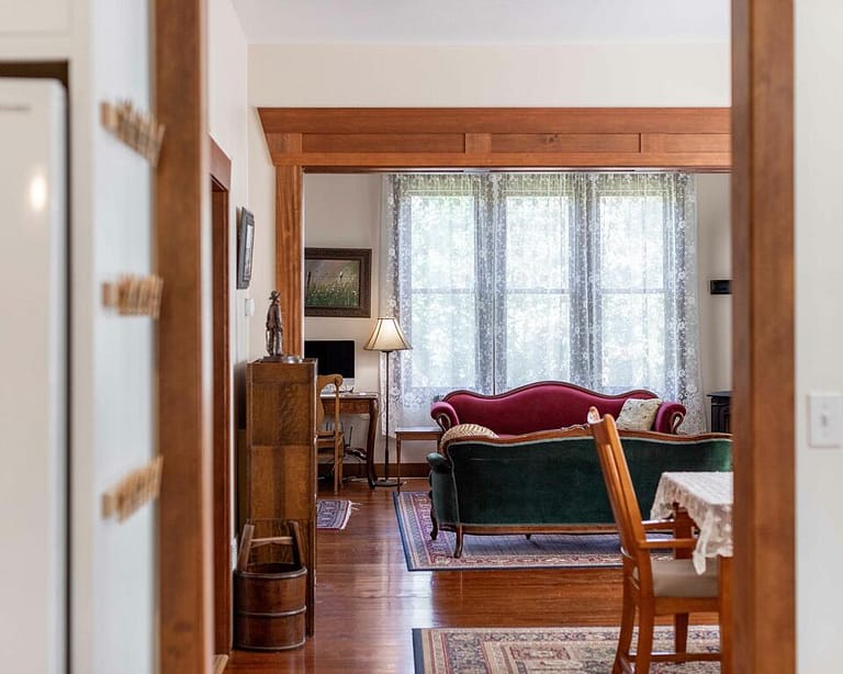 4 Window Trim Ideas (Homeowner's Remodeling Guide)