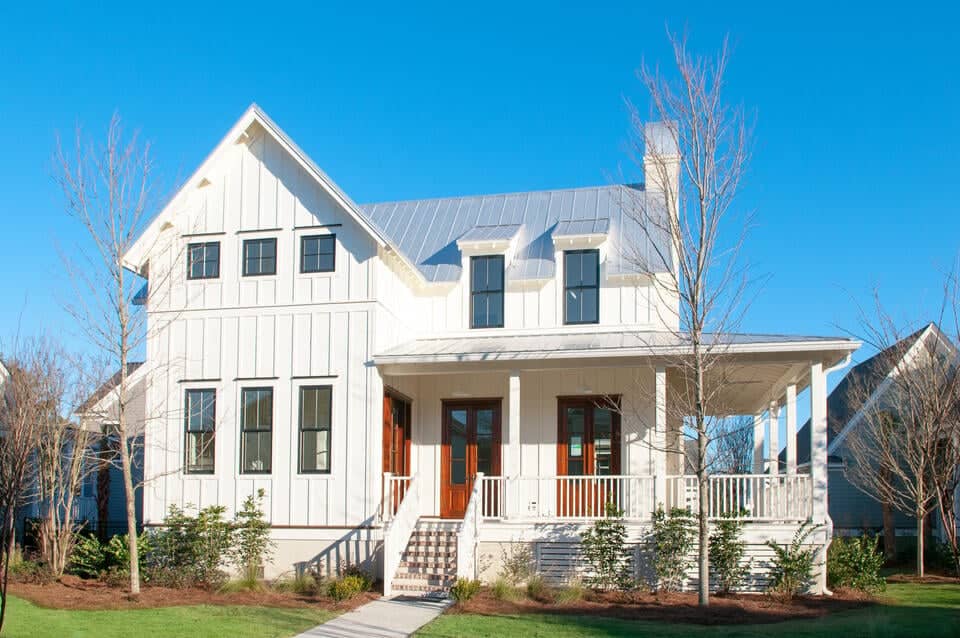 house siding colors-white