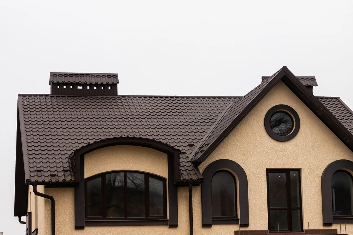 Shingle Roof Vs Tile Roof 5 Key Differences To Consider