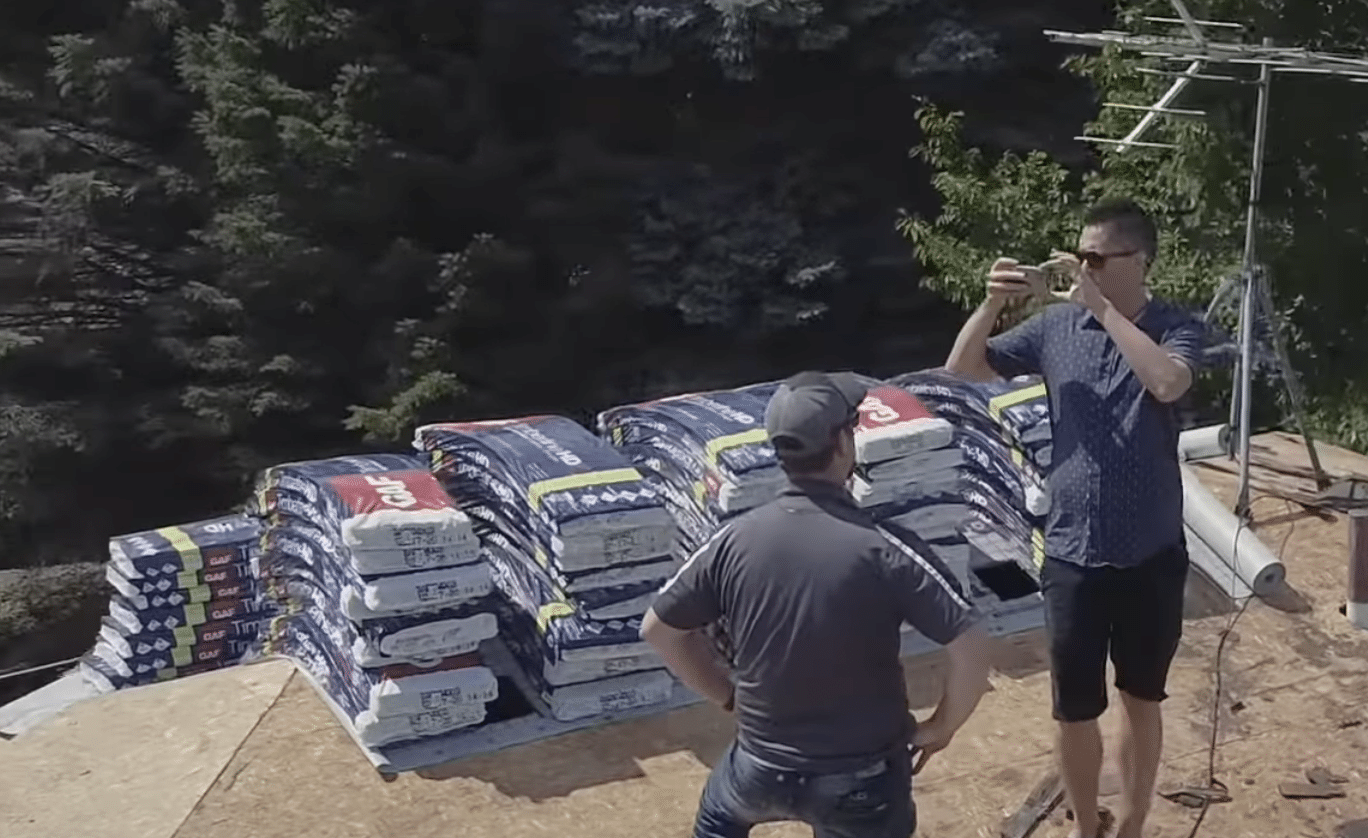 Facebook Ads for Roofers What Works Now? Hook Agency