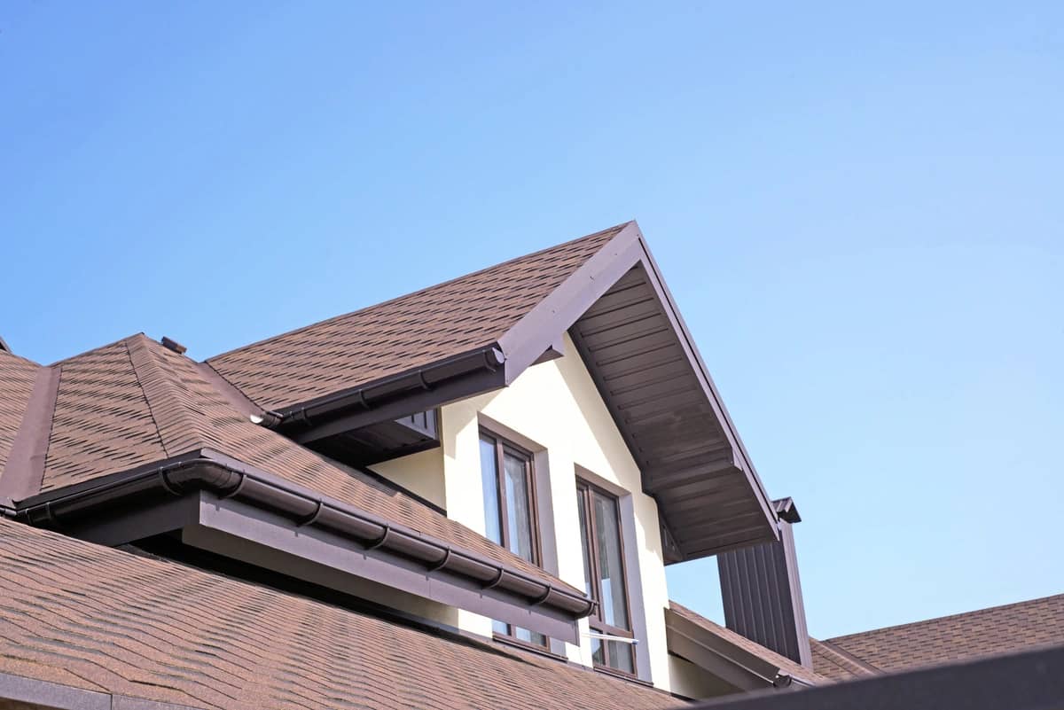 Choosing The Right Wind-Resistant Shingles For Your Home